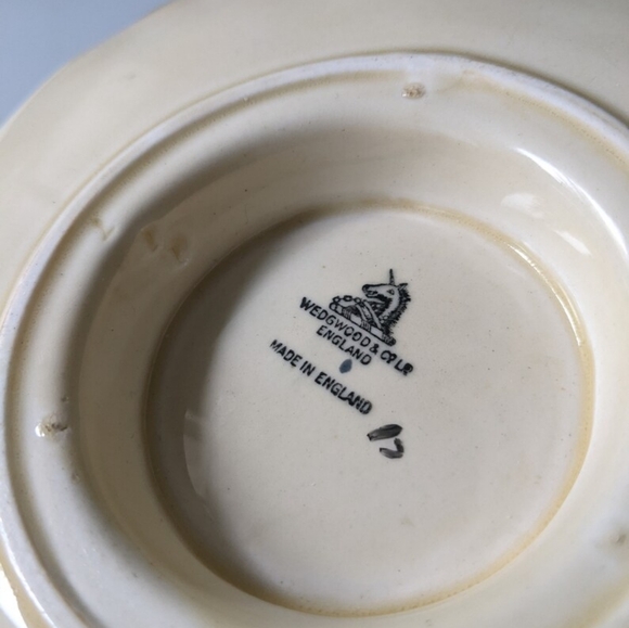 Vintage 1930s 1940s Wedgwood China Gravy Boat With Attached Under Plate - Picture 7 of 8